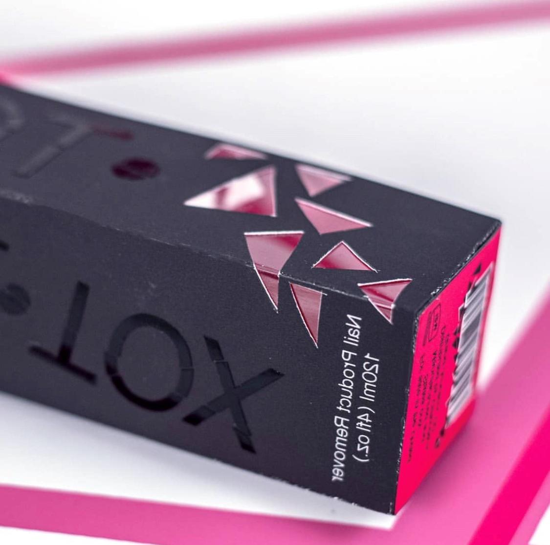 Austin Draving chose a matte black box material with laser cutouts for the pink underneath